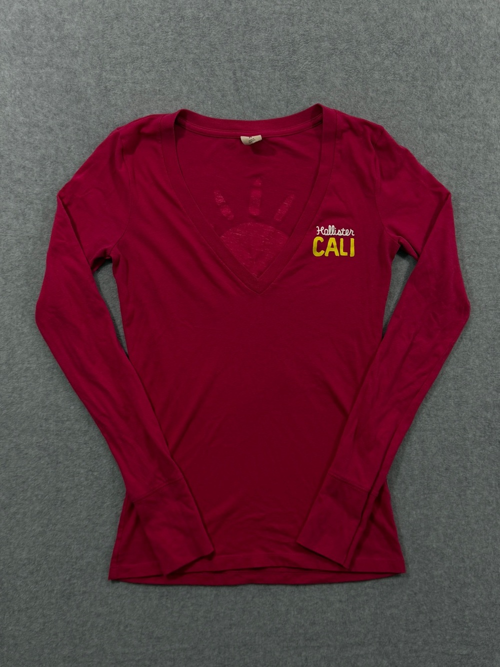 Y2K Hollister Cali Sun Graphic Long Sleeve Deep V-Neck Shirt Size Medium